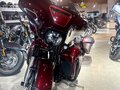 2018 Harley-Davidson CVO Street Glide, пурпурный, 3950000 рублей - вид 2