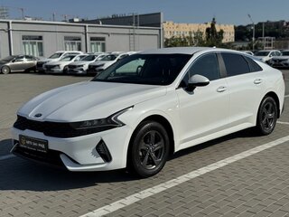 2021 Kia K5 III, белый, 1510000 рублей, вид 2