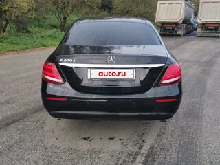 2020 Mercedes-Benz E-Класс 200 d V (W213, S213, C238), чёрный, 2800000 рублей, вид 5