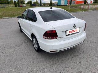 2018 Volkswagen Polo V Рестайлинг, белый, 1298000 рублей, вид 4
