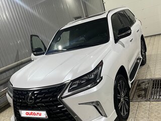 2020 Lexus LX 570 III Рестайлинг 2, белый, 11500000 рублей, вид 2