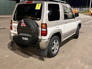 2003 Mitsubishi Pajero Mini II, серый, 380000 рублей, вид 5