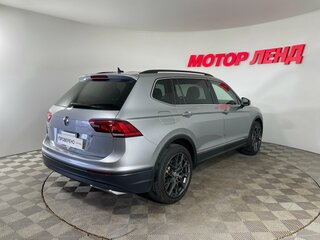 2019 Volkswagen Tiguan Allspace II, серый, 2530000 рублей, вид 4