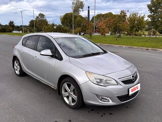 2012 Opel Astra J, серебристый, 470000 рублей, вид 4