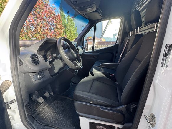 2018 Mercedes-Benz Sprinter, белый, 5200000 рублей - вид 10