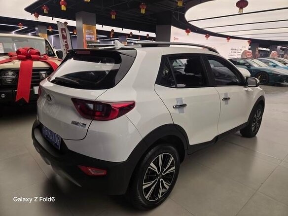 2021 Kia KX1, белый, 1136000 рублей - вид 3