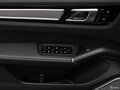 2020 Porsche Cayenne Turbo S E-Hybrid III, серый, 11500000 рублей - вид 9