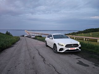 2021 Mercedes-Benz E-Класс 220 d V (W213, S213, C238) Рестайлинг, белый, 5500000 рублей, вид 1