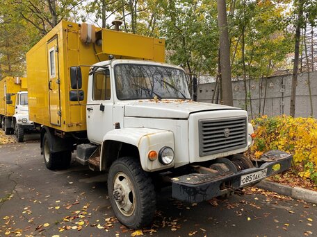 2017 ГАЗ 3308, белый, 1775000 рублей, вид 2