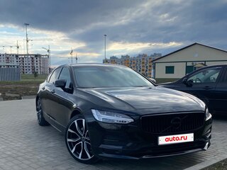 2018 Volvo S90 II, чёрный, 3400000 рублей, вид 4