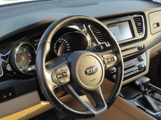 2019 Kia Carnival III, чёрный, 4200000 рублей, вид 5