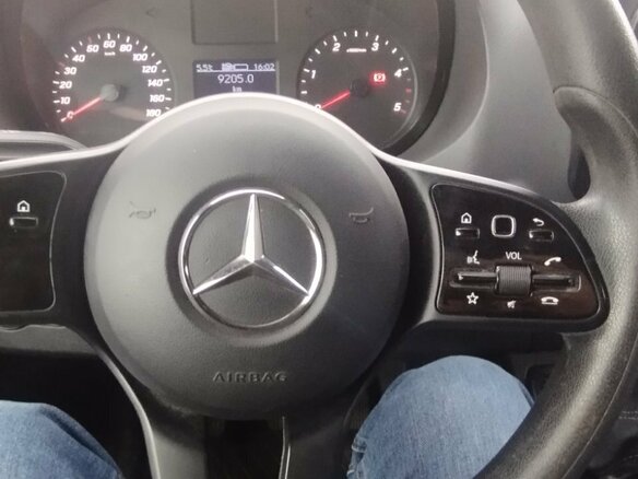 2018 Mercedes-Benz Sprinter, синий, 2200000 рублей - вид 10