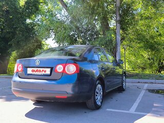 2008 Volkswagen Jetta V, синий, 380000 рублей, вид 4