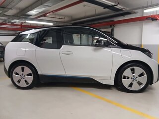 2018 BMW i3 REX 120Ah I (I01) Рестайлинг, белый, 1850000 рублей, вид 2