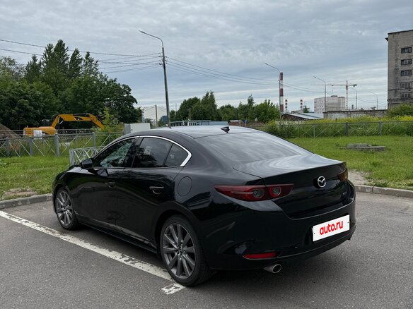 2019 Mazda 3 IV (BP), чёрный, 1790000 рублей - вид 6