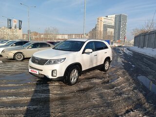 2012 Kia Sorento II Рестайлинг, белый, 1580000 рублей, вид 3