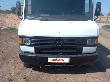 1989 Mercedes-Benz T2, белый, 900000 рублей, вид 2