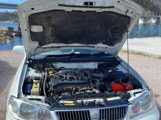2004 Nissan Bluebird Sylphy I (G10), белый, 580000 рублей, вид 1