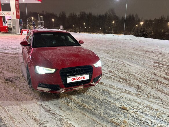 2011 Audi A5 I (8T), красный, 1100000 рублей - вид 2