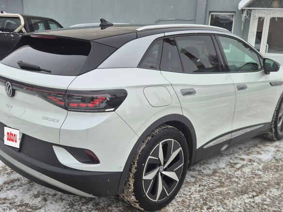 2022 Volkswagen ID.4 Crozz, белый, 3250000 рублей - вид 4