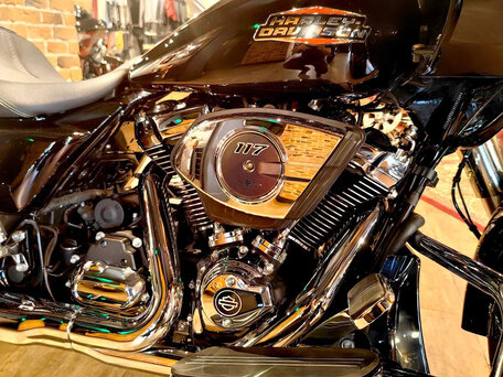 2024 Harley-Davidson Road Glide, чёрный, 3450000 рублей, вид 3