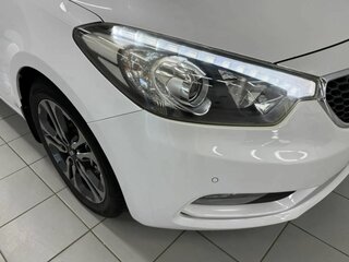 2013 Kia Cerato III, белый, 1160000 рублей, вид 5
