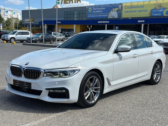 2019 BMW 5 серии 520d VII (G30/G31/G38), белый, 2200000 рублей