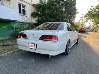1999 Toyota Cresta V (X100) Рестайлинг, белый, 1100000 рублей, вид 2