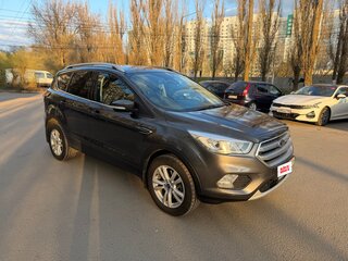 2017 Ford Kuga II Рестайлинг, серый, 1540000 рублей, вид 2