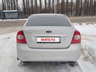 2010 Ford Focus II Рестайлинг, серый, 680000 рублей, вид 5