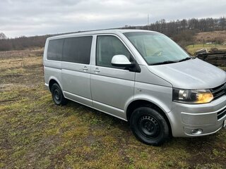 2011 Volkswagen Caravelle T5 Рестайлинг, серебристый, 2300000 рублей, вид 3