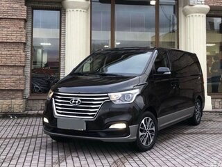 2018 Hyundai Grand Starex I Рестайлинг 2, серый, 4000000 рублей, вид 3