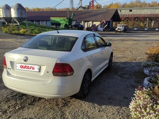 2013 Volkswagen Polo V, белый, 510000 рублей, вид 3