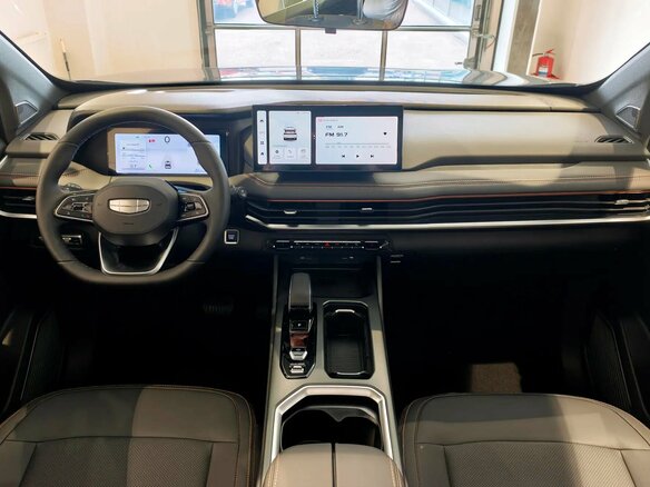 2026 Geely Okavango I Рестайлинг, серый, 4085990 рублей - вид 6