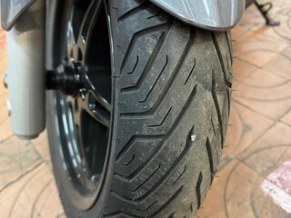 2010 Malaguti Madison 250, серый, 300000 рублей, вид 5