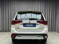 2019 Mitsubishi Outlander III Рестайлинг 3, белый - вид 5