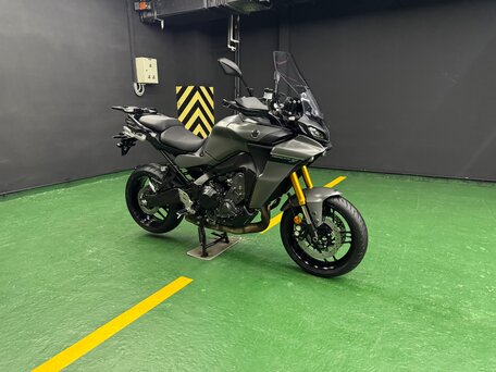 2022 Yamaha MT-09 Tracer (FJ-09), серый, 1325000 рублей, вид 3