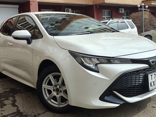 2019 Toyota Corolla Sport XII (E210), серебристый, 1299000 рублей, вид 1
