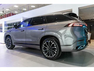 2025 Jaecoo J8, серебристый, 4610800 рублей, вид 4