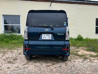 2021 Daihatsu Tanto IV, синий, 1370000 рублей, вид 3