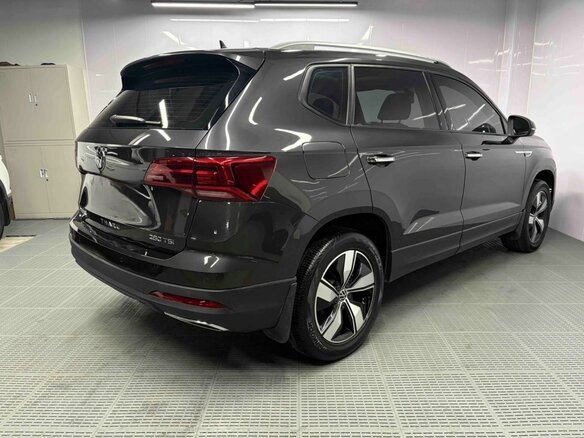 2023 Volkswagen Tharu I, серый, 1890000 рублей - вид 5
