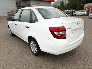 2026 Lada (ВАЗ) Granta I Рестайлинг, белый, 899000 рублей, вид 3