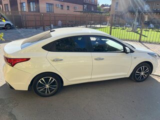 2017 Hyundai Solaris II, белый, 1350000 рублей, вид 4
