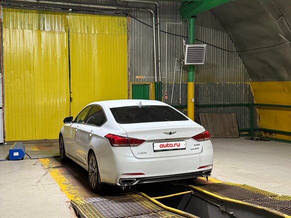 2017 Genesis G80 I, белый, 2500000 рублей - вид 16
