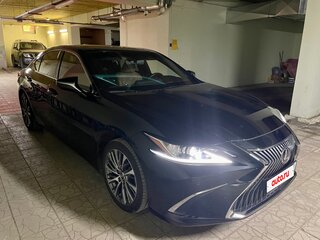 2021 Lexus ES 250 VII, чёрный, 4850000 рублей, вид 3