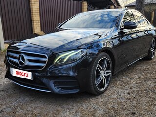 2016 Mercedes-Benz E-Класс 200 V (W213, S213, C238), чёрный, 2400000 рублей, вид 1