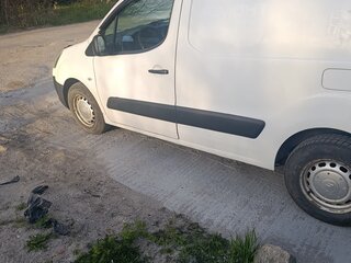 2012 Citroen Berlingo I Рестайлинг, белый, 750000 рублей, вид 5