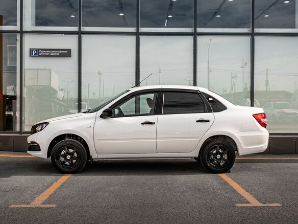 2026 Lada (ВАЗ) Granta I Рестайлинг, белый - вид 6