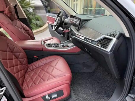 2023 BMW X5 Long 30Li IV (G05/G18) Рестайлинг, чёрный, 6636000 рублей, вид 5