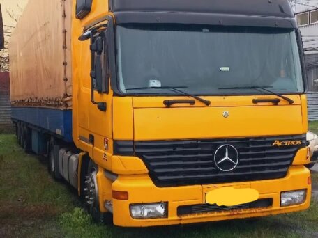2000 Mercedes-Benz Actros, жёлтый, 1500000 рублей, вид 4